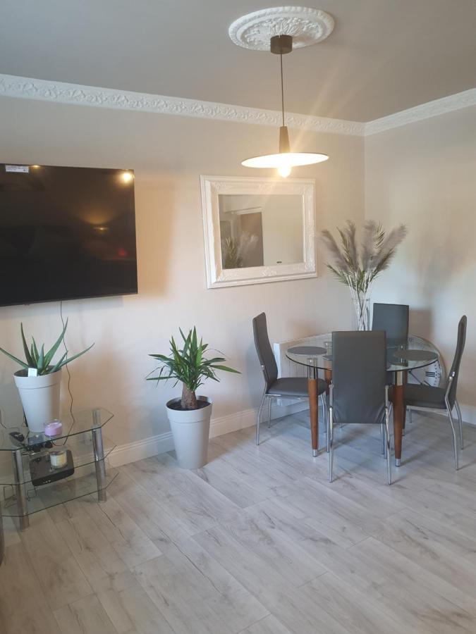 River View Apartment Suite Cork Exterior photo